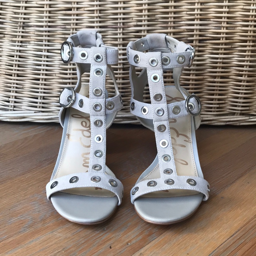 Sam Edelman Edya Grommet Sandal in Bistro Suede 8